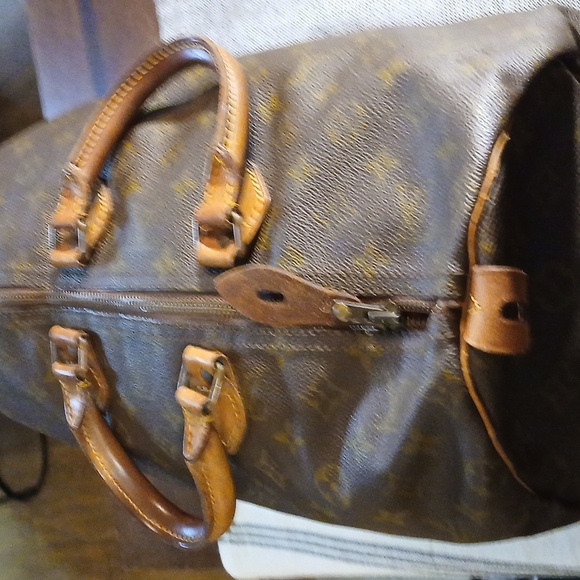 Louis Vuitton  Monogram Speedy 30 Hand Bag - Picture 11 of 16